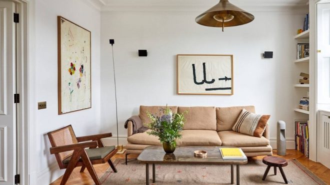 Inside a Warm and Welcoming London Maisonette