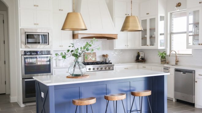 21 Blue and White Kitchens That Prove This Color Pairing Is Perfection